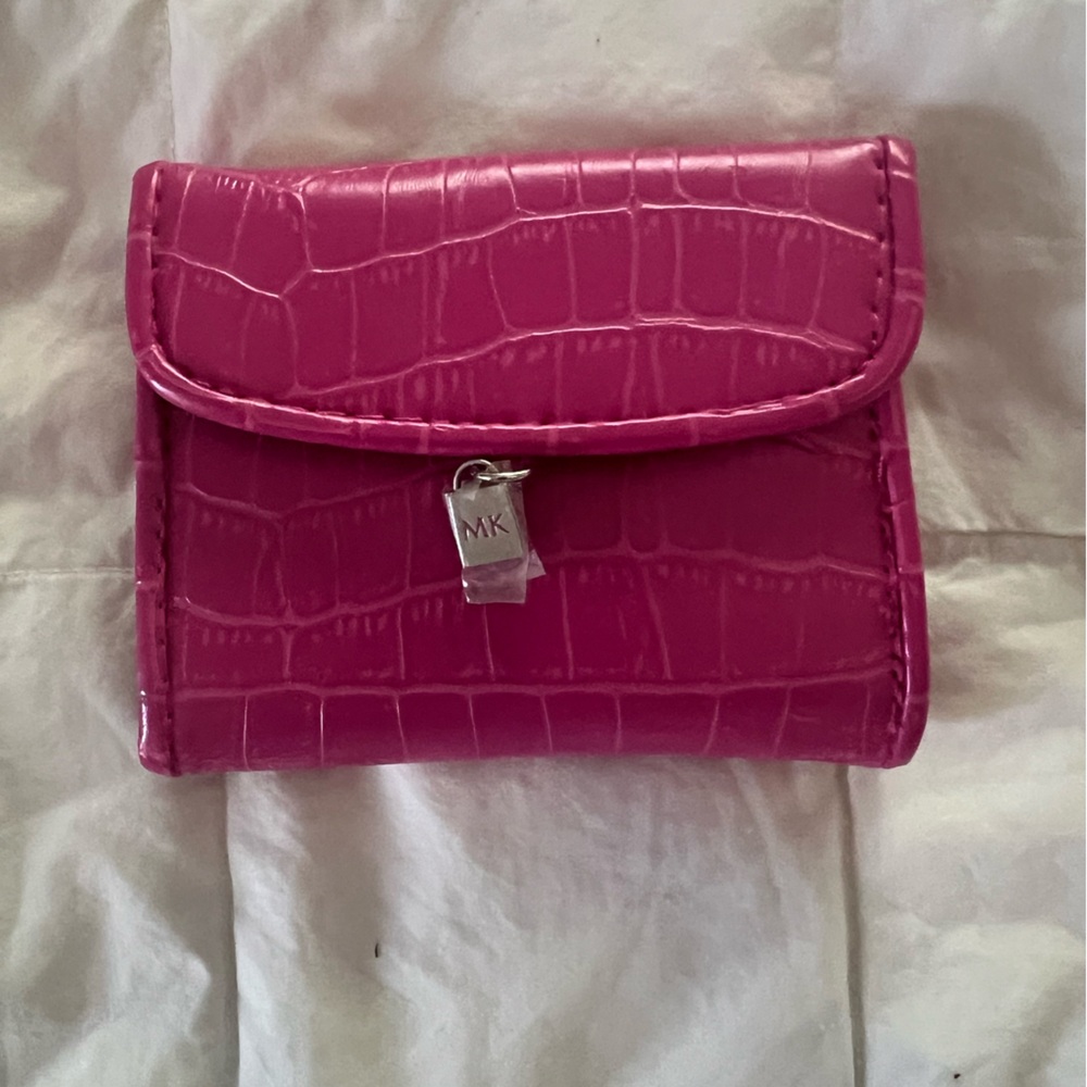 Michael Kors pink wallet